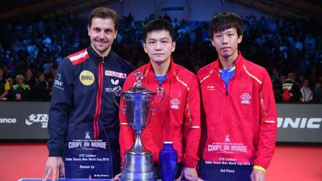 2018年，樊振东从德国人手中夺回冠军，第二次捧起埃文斯杯
